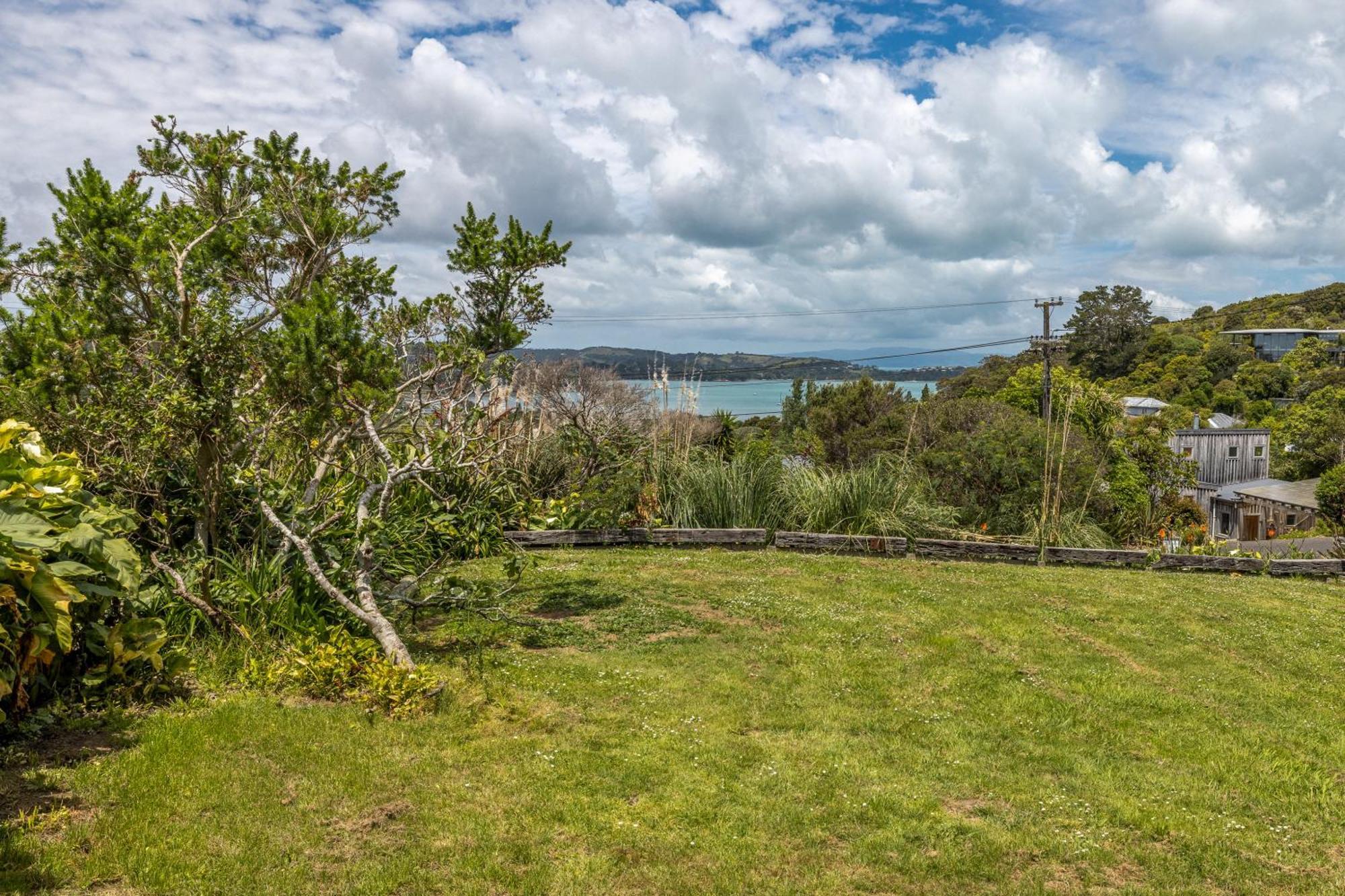 Oneroa Church Bay Views - Stay Waiheke מראה חיצוני תמונה