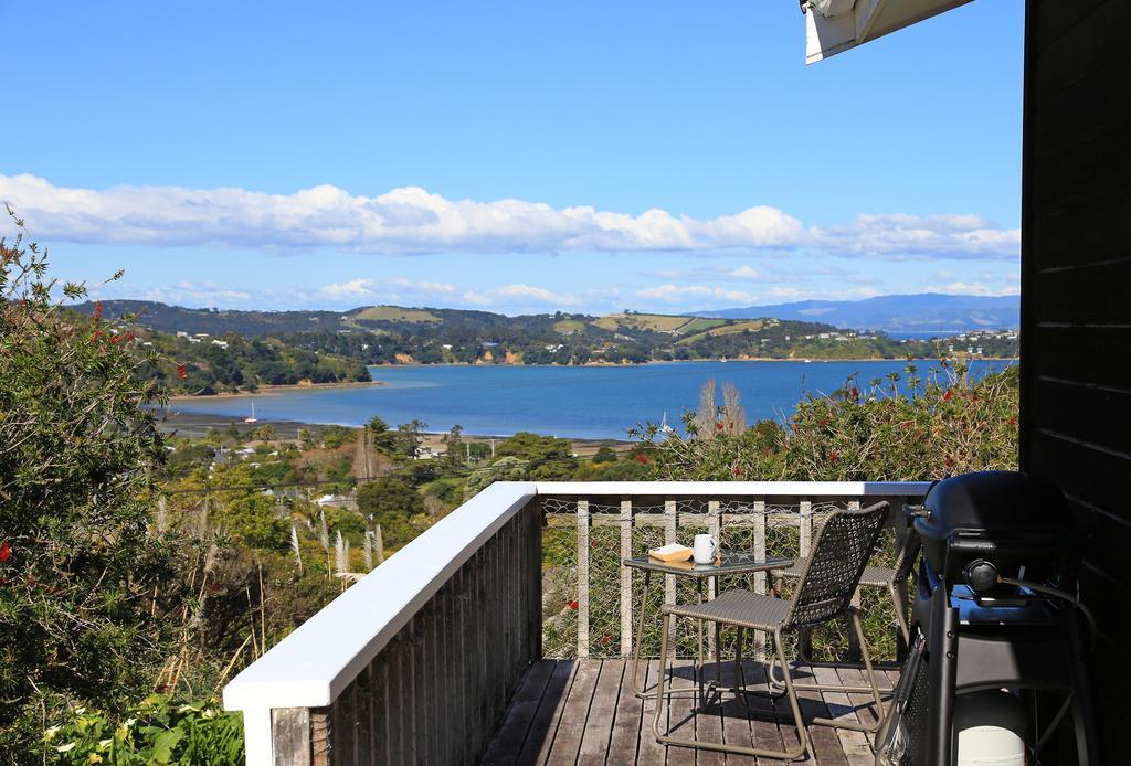 Oneroa Church Bay Views - Stay Waiheke מראה חיצוני תמונה